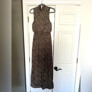 Super fun fabrik jumpsuit, I only have one wants to Napa